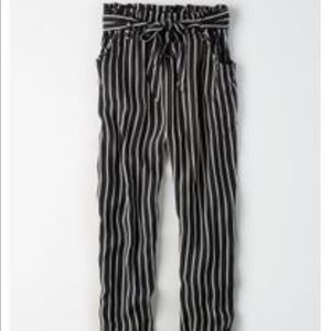American Eagle Paper bag pants